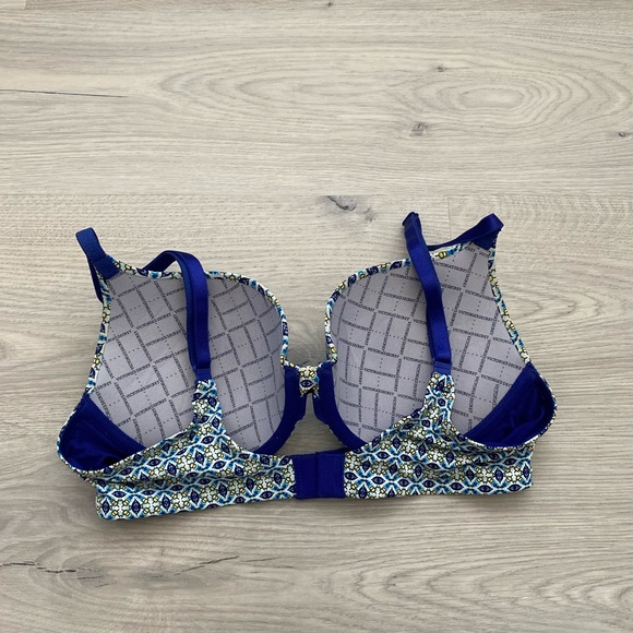 Victoria’s Secret Perfect Shape Bra - Picture 3 of 8